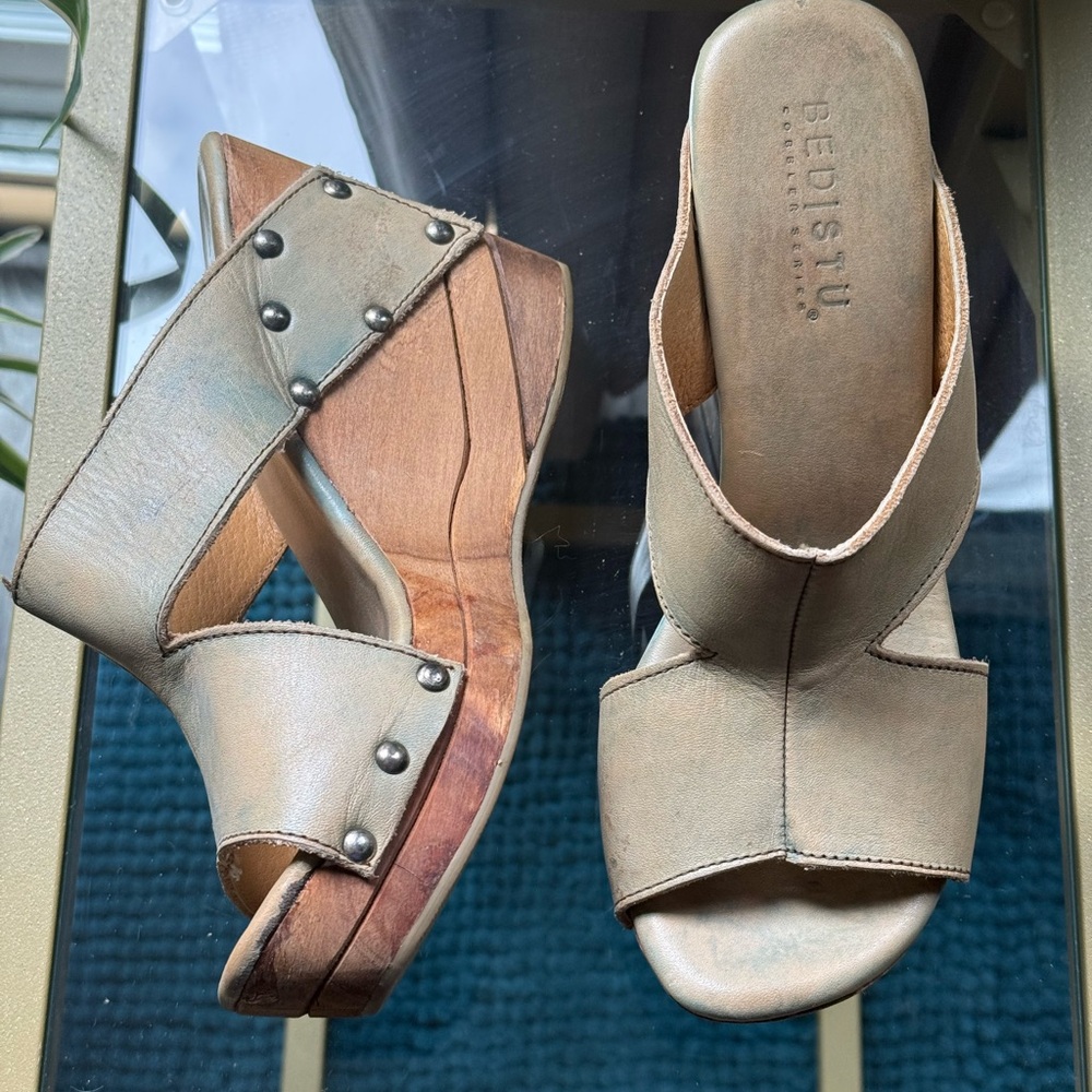 BED|STU Cream Wedge Sandals with Chunky Heel